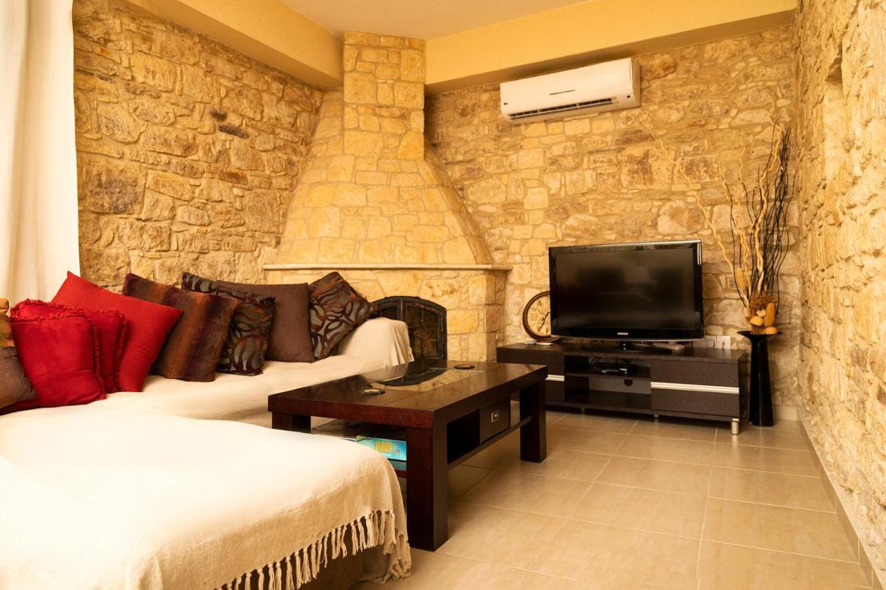 فيلا Salamiou Stone House بافوس المظهر الخارجي الصورة